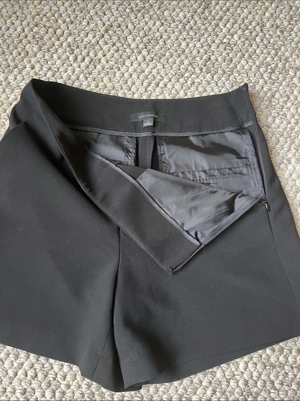 Ann Taylor Black High Waist Tailored Dress Shorts Flat Front